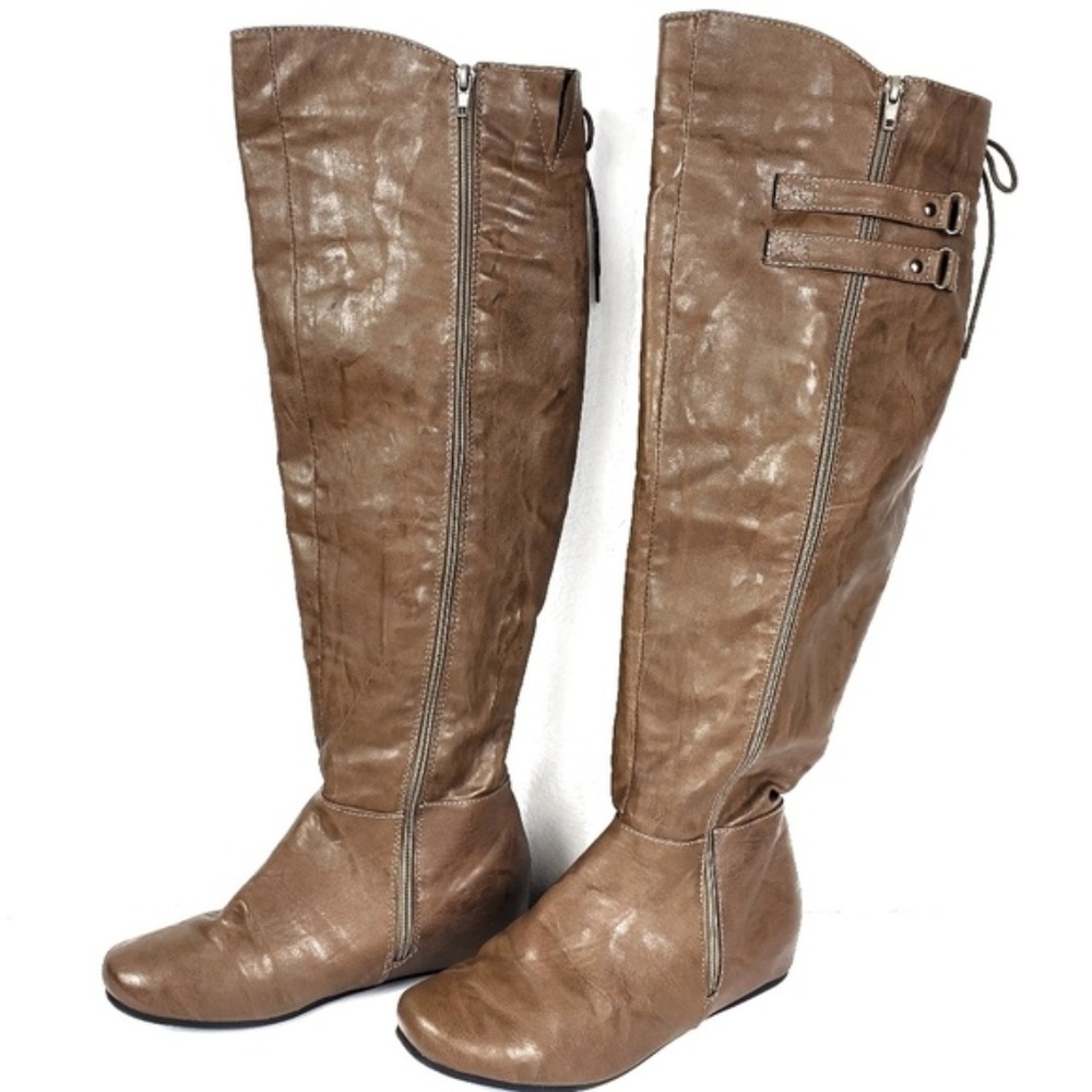 CA Collection by Carrini Brown High Boots Size 8